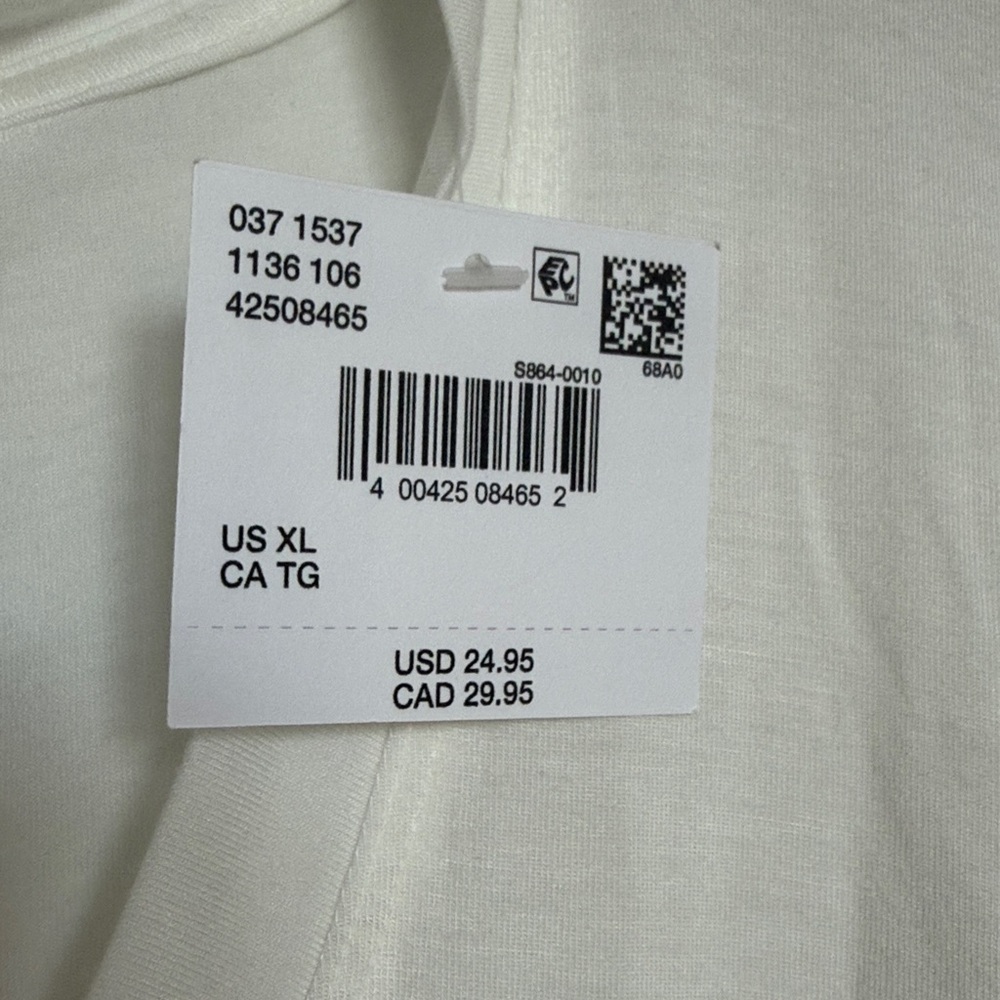 American Eagle Soft & Sexy V-Neck Tee, White, Extra Large, NWT - Picture 3 of 7